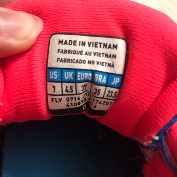 Women’s Mizuno tennis shoes - Picture 4 of 4